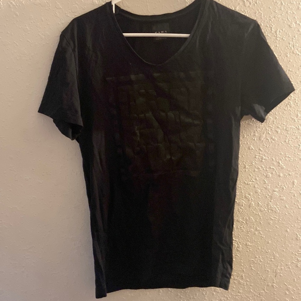 Women’s size medium black Zara T-shirt, 100% cotton T27